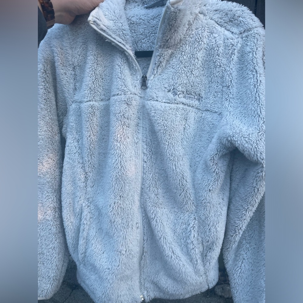 Off white Columbia Sherpa zip up jacket size medium